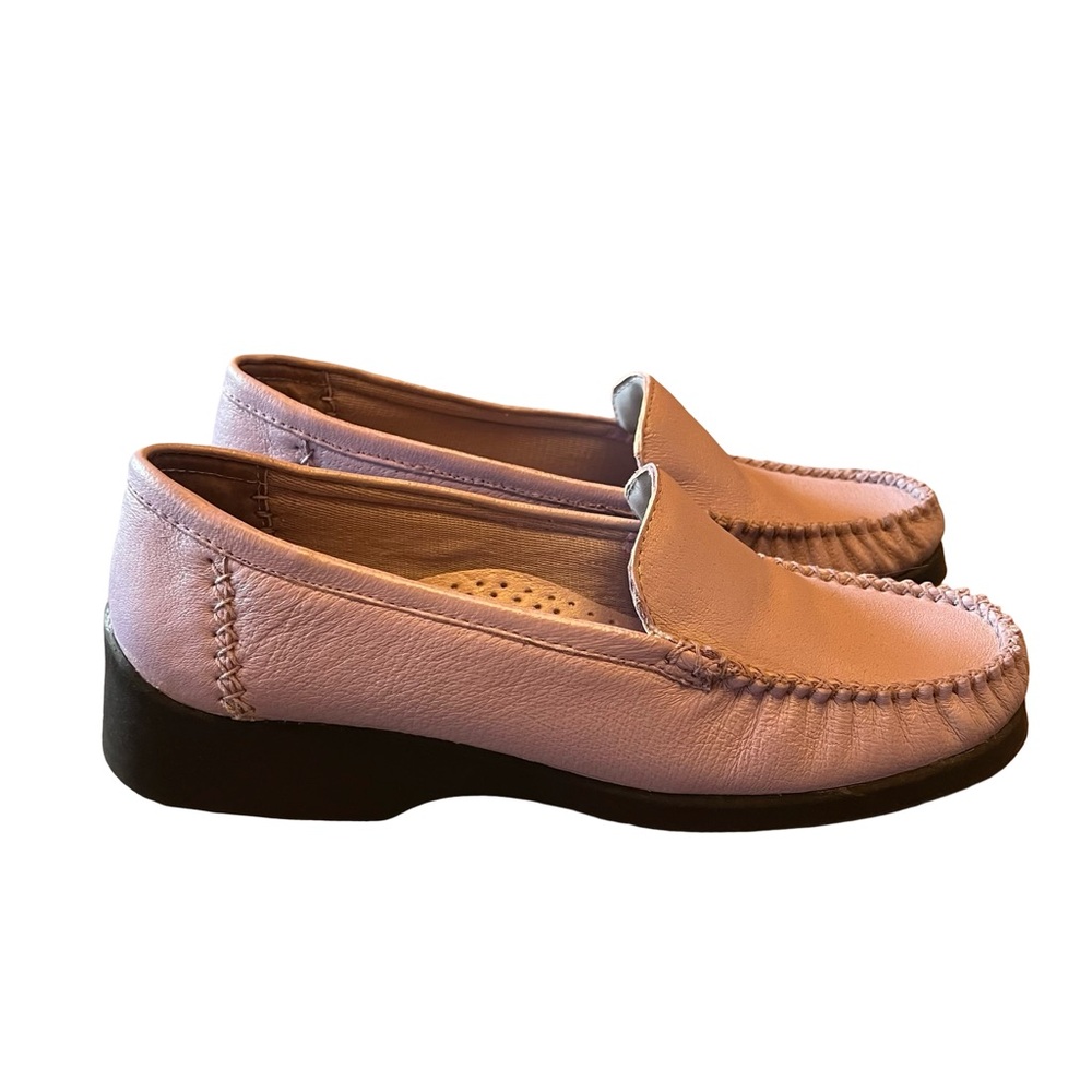 Jessica sport purple leather loafers. Size 10